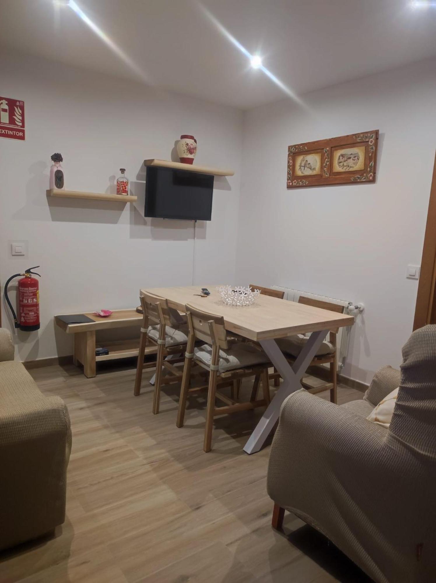 Apartamentos Sierra Y Mar Aldealengua De Pedraza Сегилья Экстерьер фото